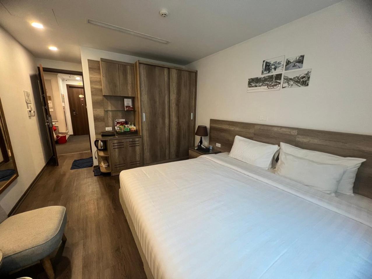 A25 Hotel - Hoang Dao Thuy 1 Ханой Экстерьер фото